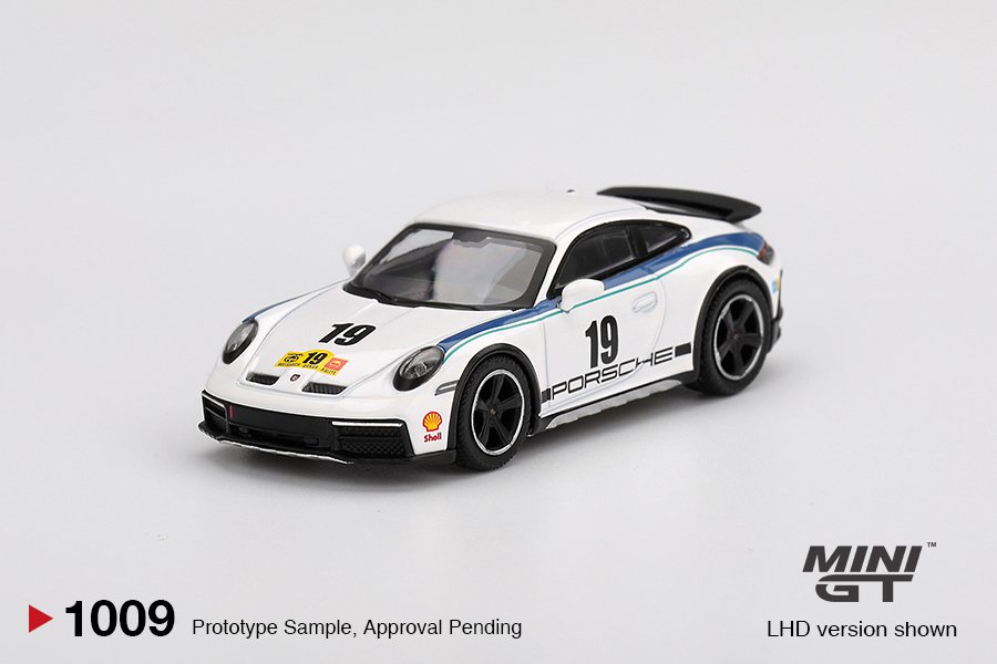 MINI GT #1009 — Porsche 911 Dakar Rally 1974 - Image 3