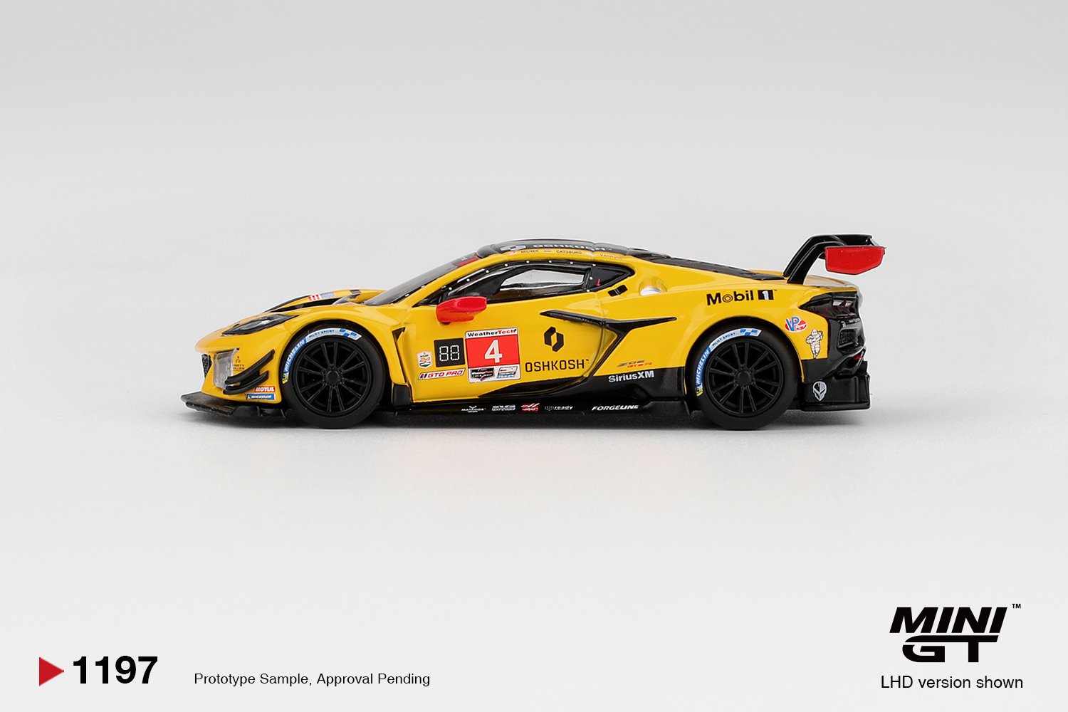 MINI GT #1197 — Chevrolet Corvette Z06 GT3.R #4 Corvette Racing by Pratt Miller Motorsports 2025 IMSA Daytona 24 Hrs - Image 4