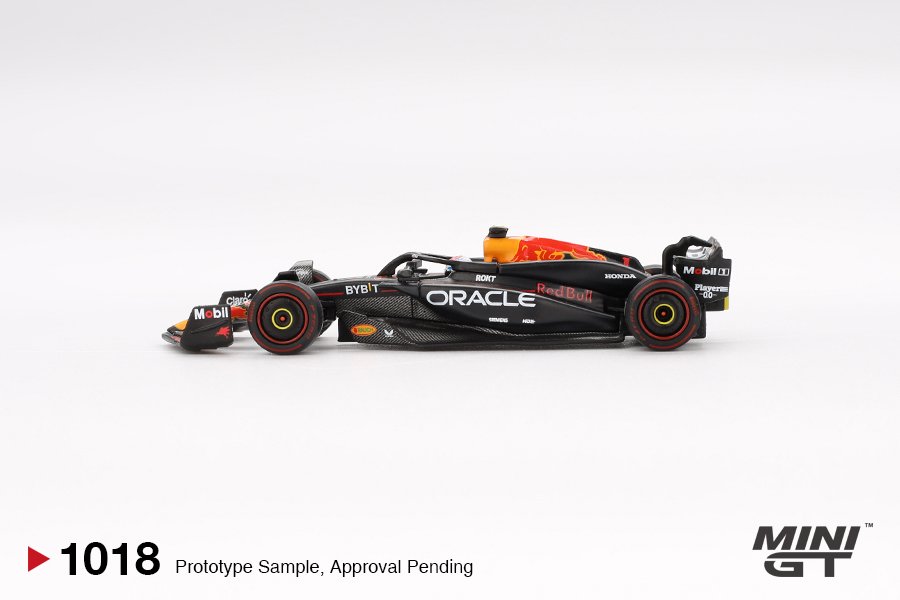 MINI GT #1018 — Oracle Red Bull Racing RB20 #1 Max Verstappen 2024 F1 2024 Bahrain GP Winner - Image 4