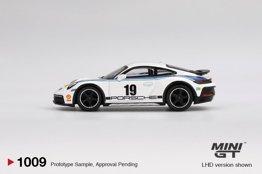 MINI GT #1009 — Porsche 911 Dakar Rally 1974 - Image 5