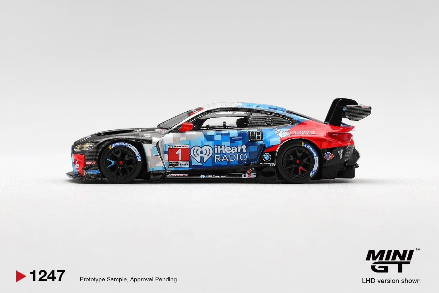 MINI GT #1247 — BMW M4 GT3 EVO #1 Paul Miller Racing 2025 IMSA Daytona 24 Hrs - Image 4